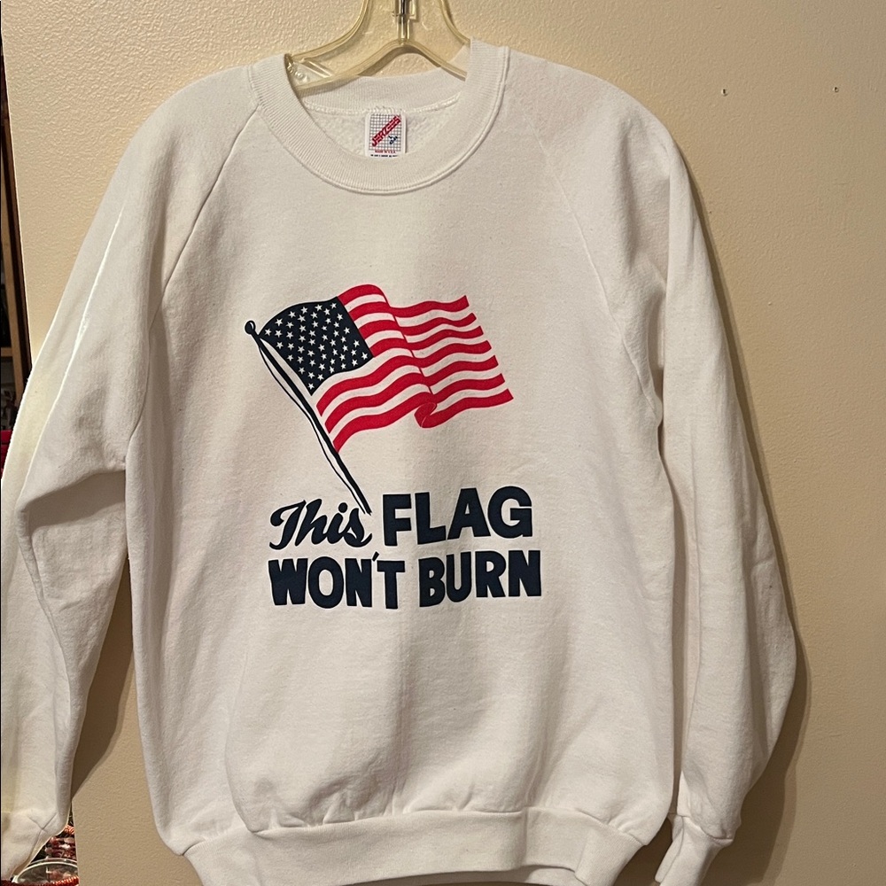 Jerzees Classic White Flag Sweatshirt L